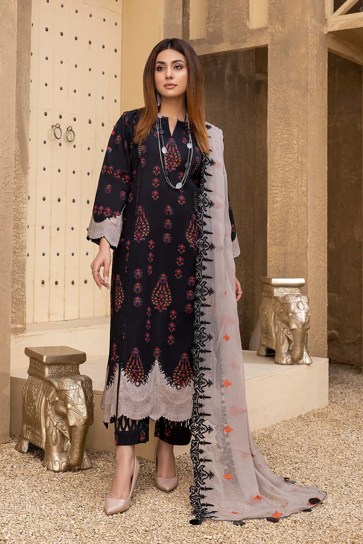 3 Pc Charizma Lawn Printed Suit with Embroidered Dupatta PEC22-49