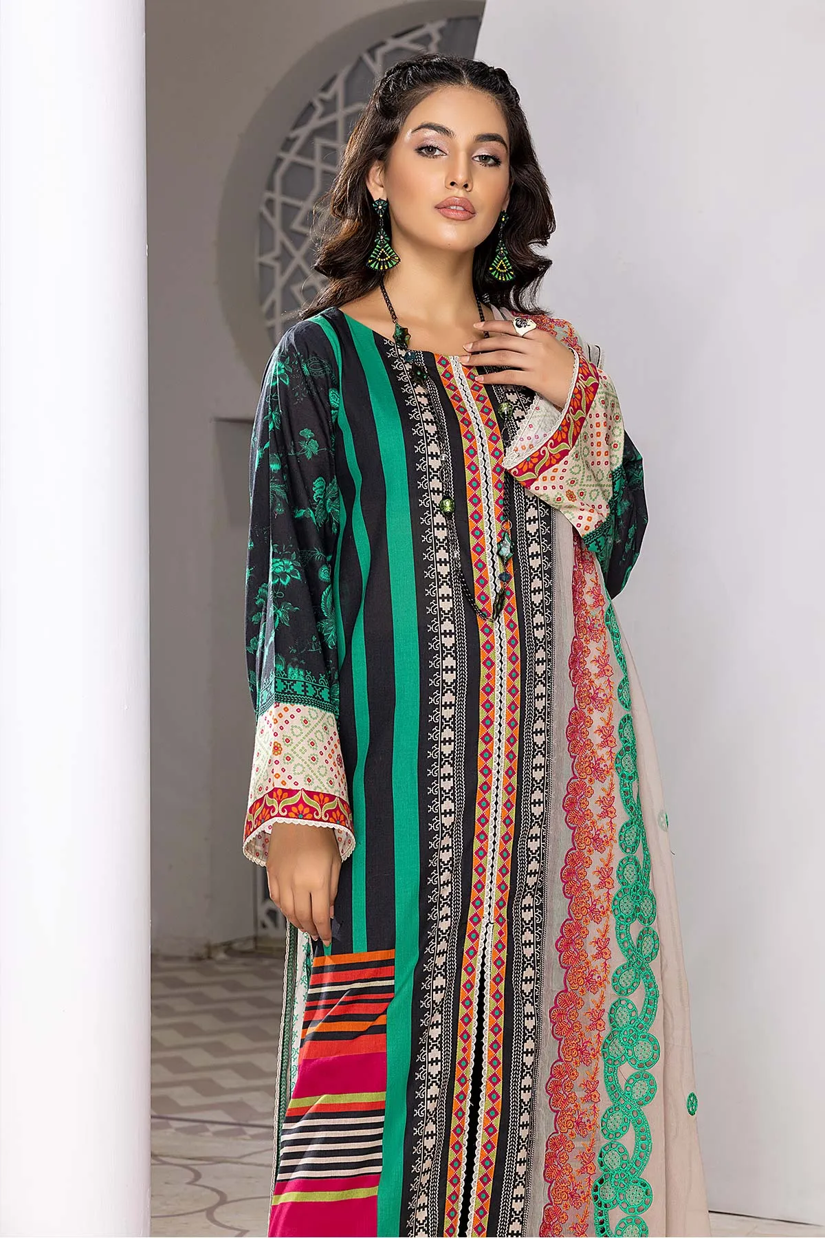 3 Pc Charizma Lawn Printed Suit with Embroidered Dupatta PEC22-77