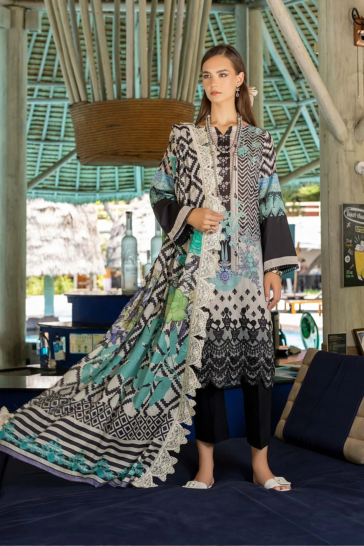 3-Pc Unstitched Embroidered Lawn Suit With Chiffon Dupatta CCS22-50