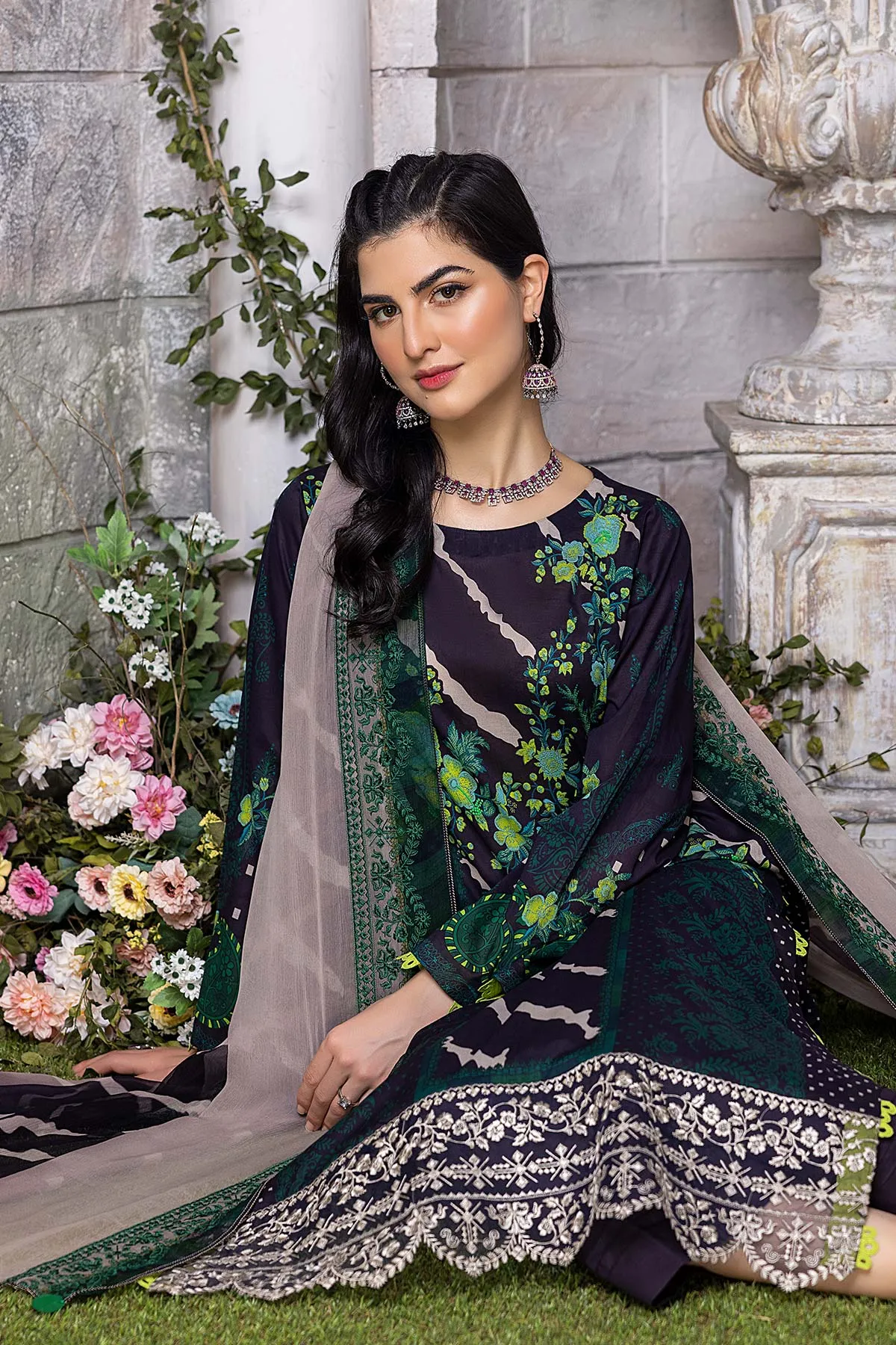 3-Pc Unstitched Embroidered Lawn Suit With Chiffon Dupatta CCS22-56