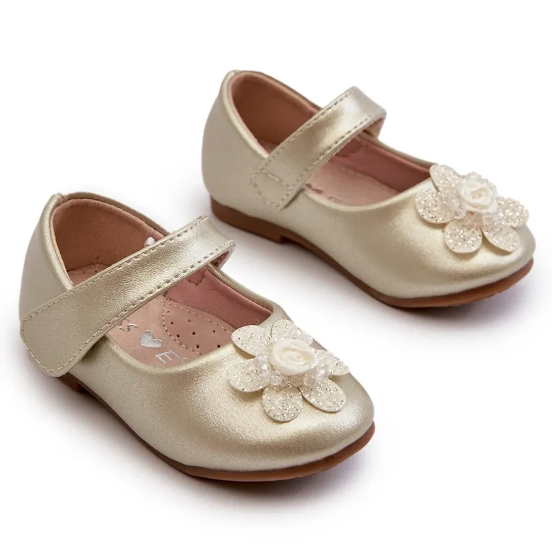 Children's ballerina shoes fastened with Velcro and gold serinde decoration golden