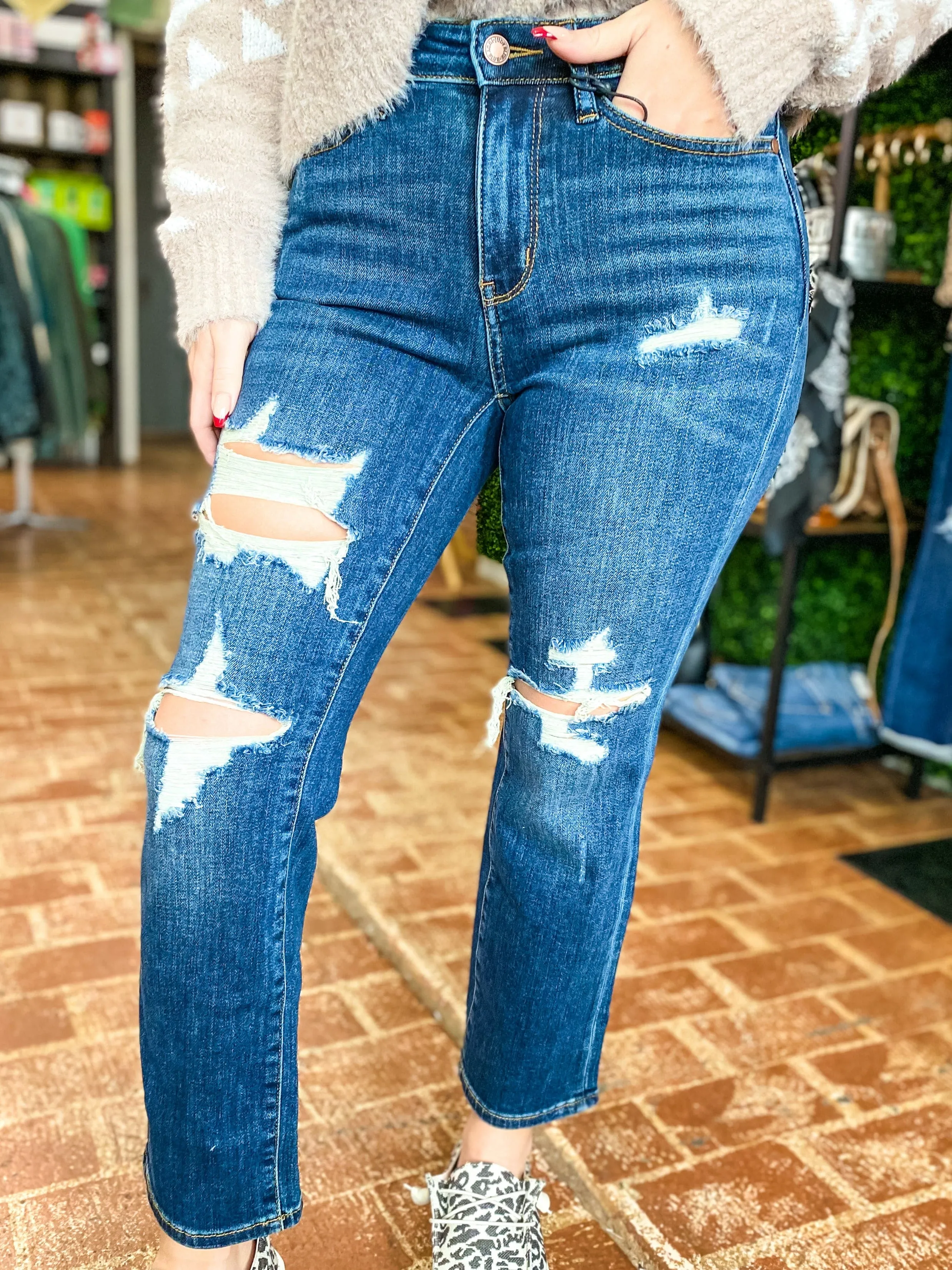 Judy Blue Distressed Straight Leg