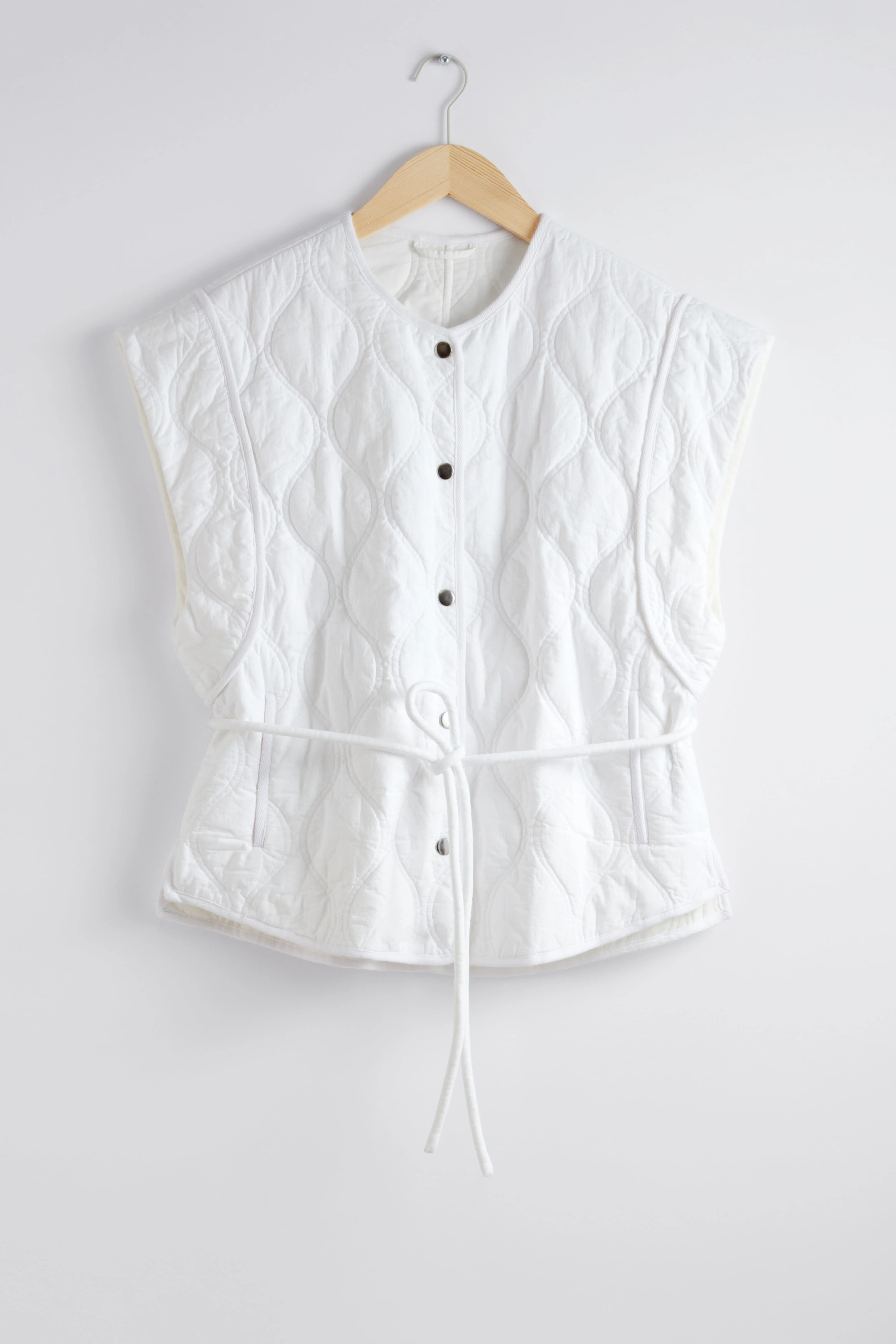 Quilted Gilet - Round neck - Sleeveless - White - Ladies | H&M GB