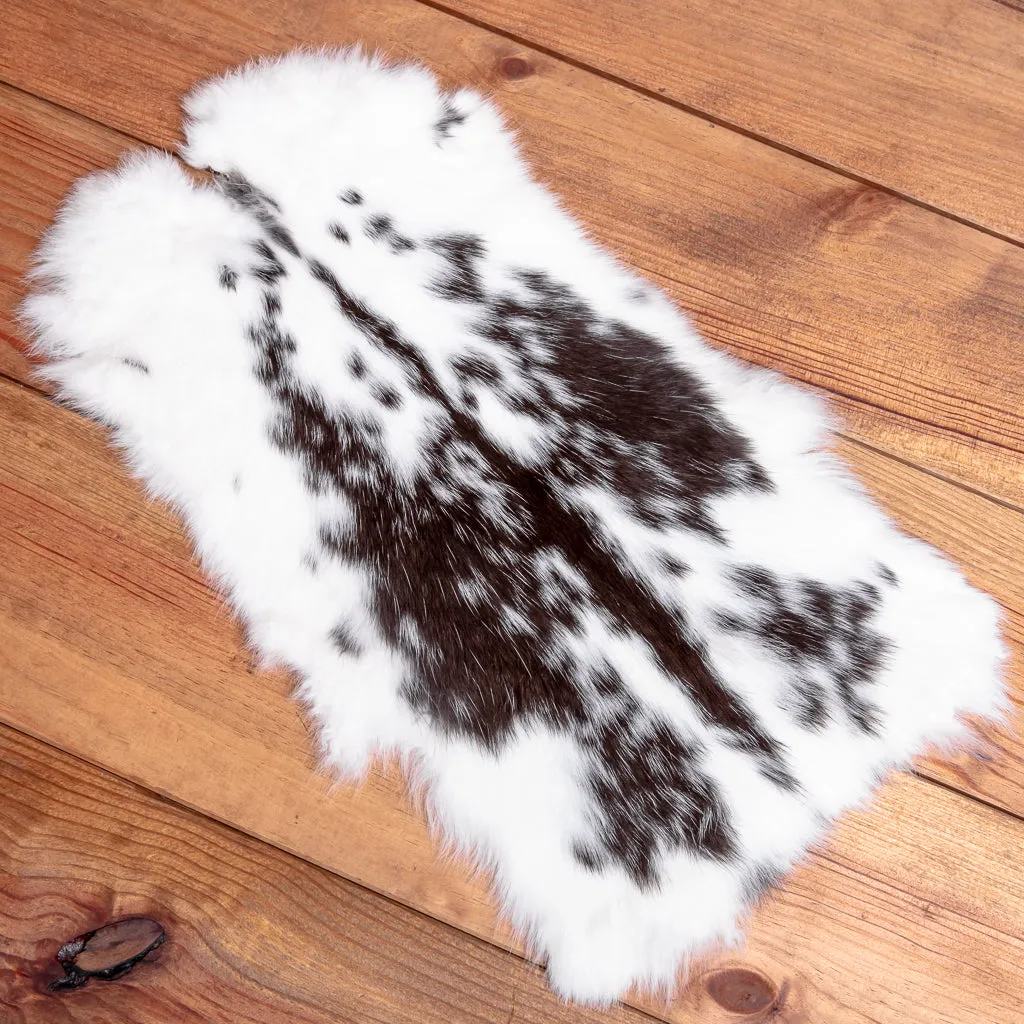 Rabbit Skin (white/dark speckles)