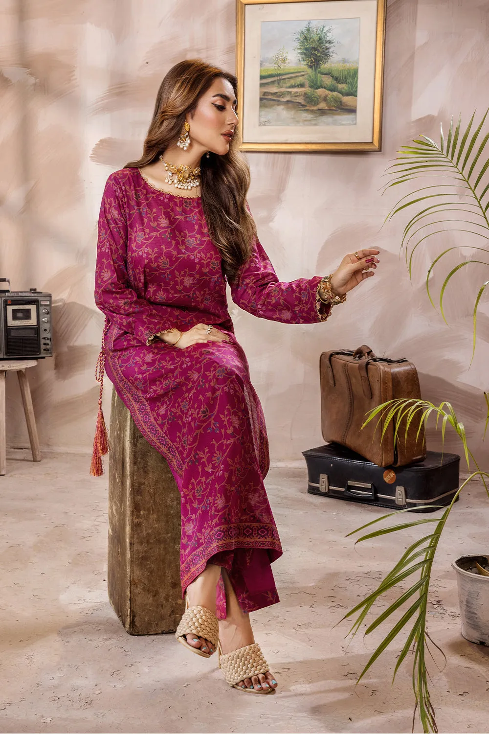 Safwa Safron Vol-03 Fine Digital Printed Lawn Unstitched 3Pc Suit SAF-34