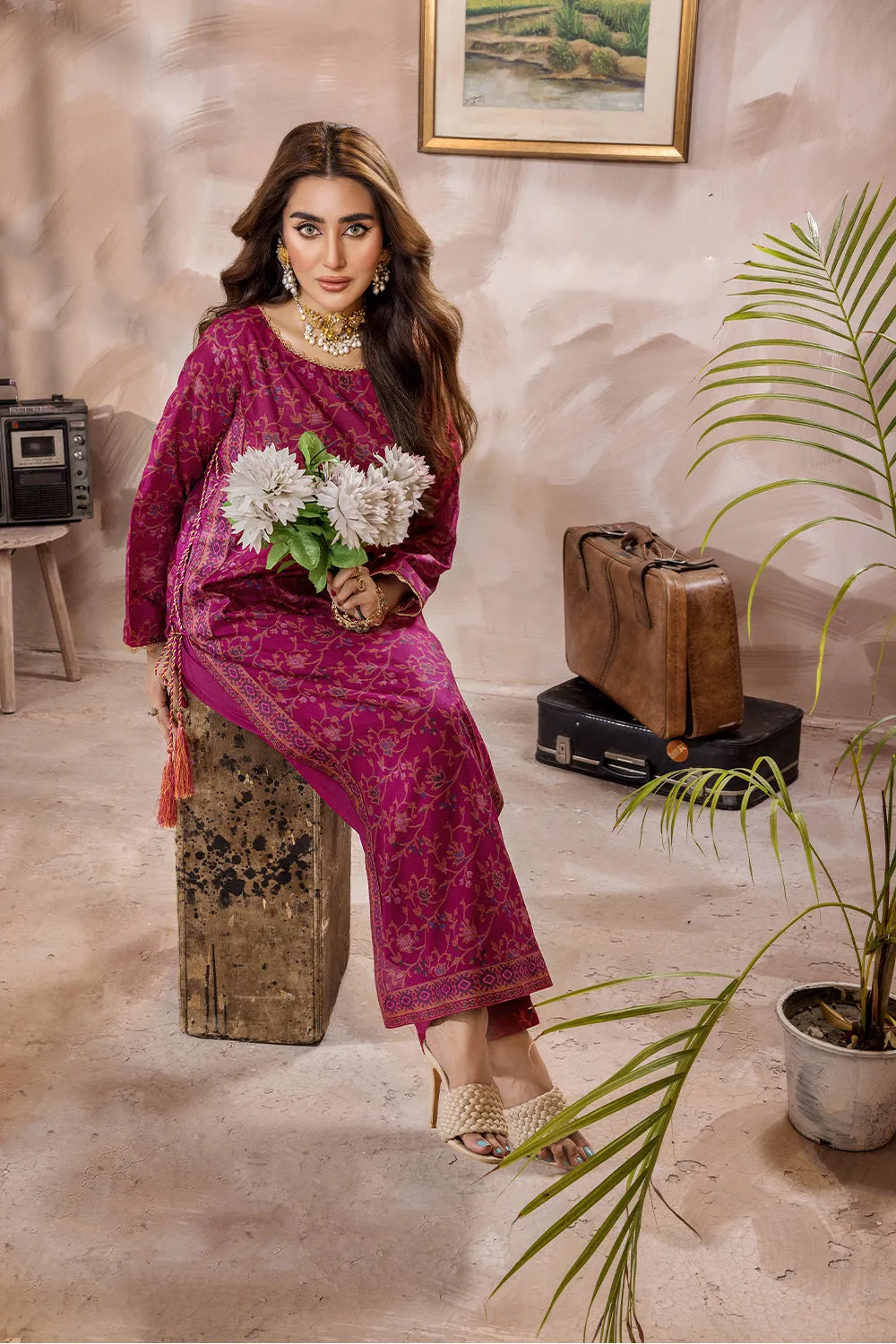 Safwa Safron Vol-03 Fine Digital Printed Lawn Unstitched 3Pc Suit SAF-34