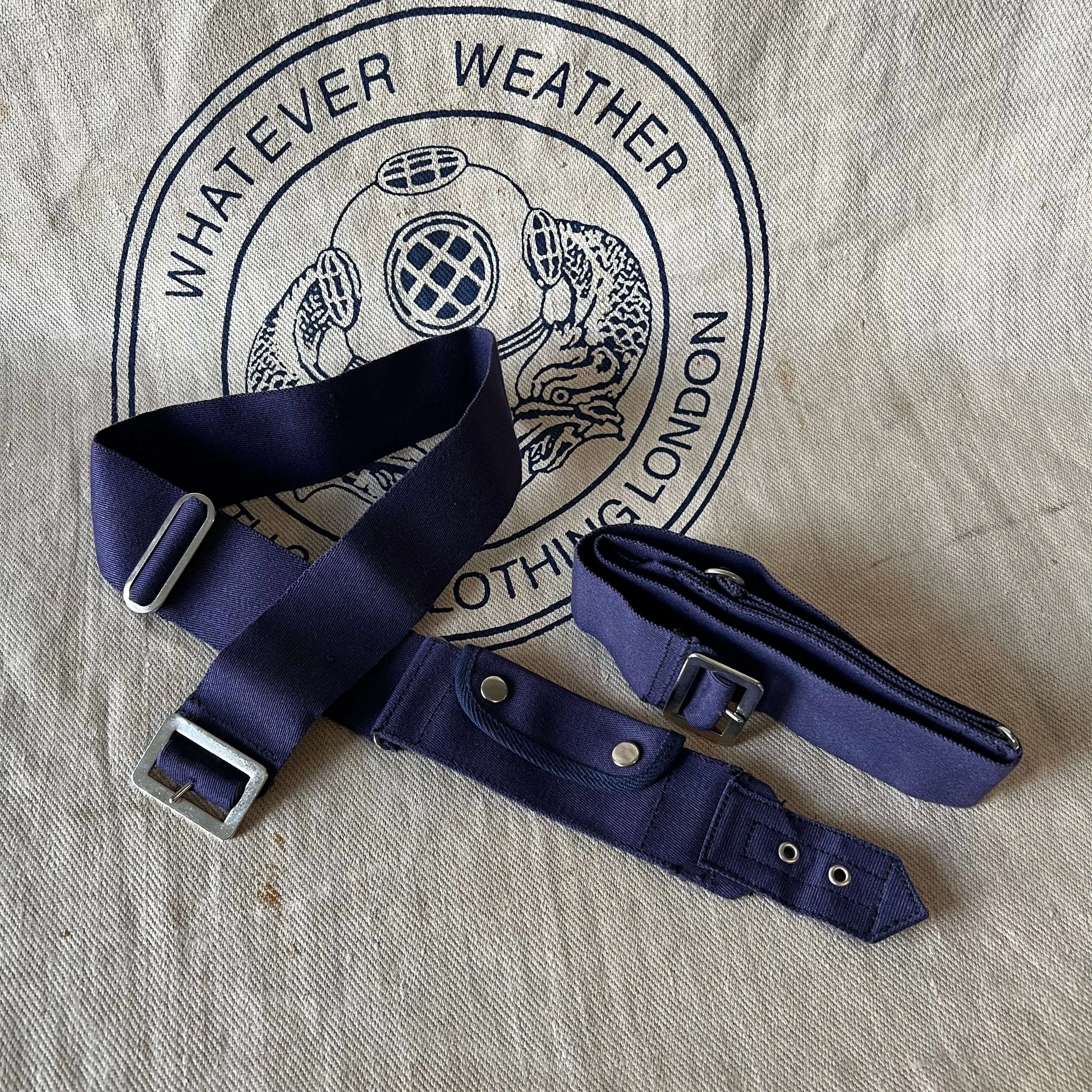 SAMPLE SALE - VINTAGE DEAD-STOCK ROYAL NAVY MONEY BELT