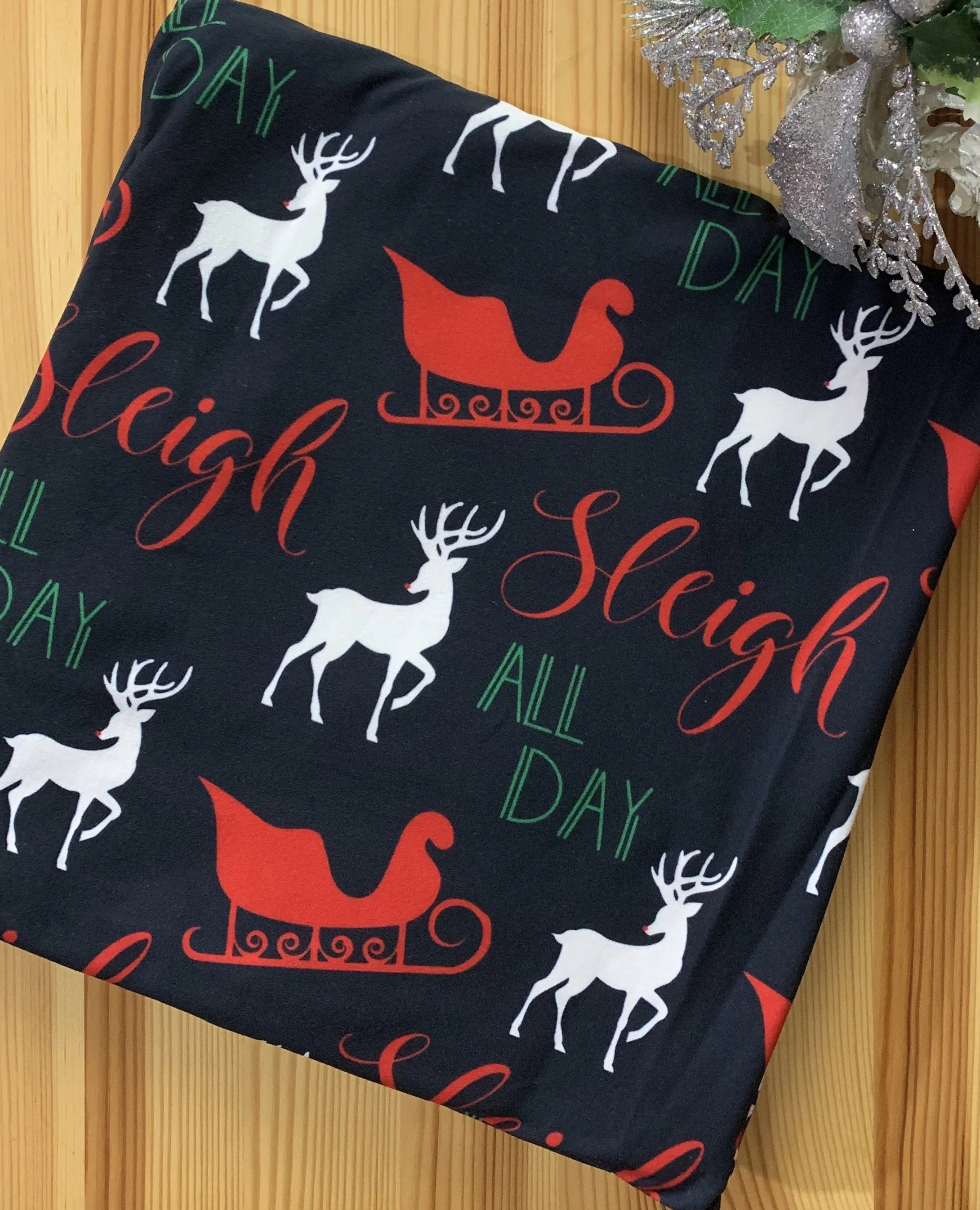 Sleigh All Day Christmas Soft Leggings