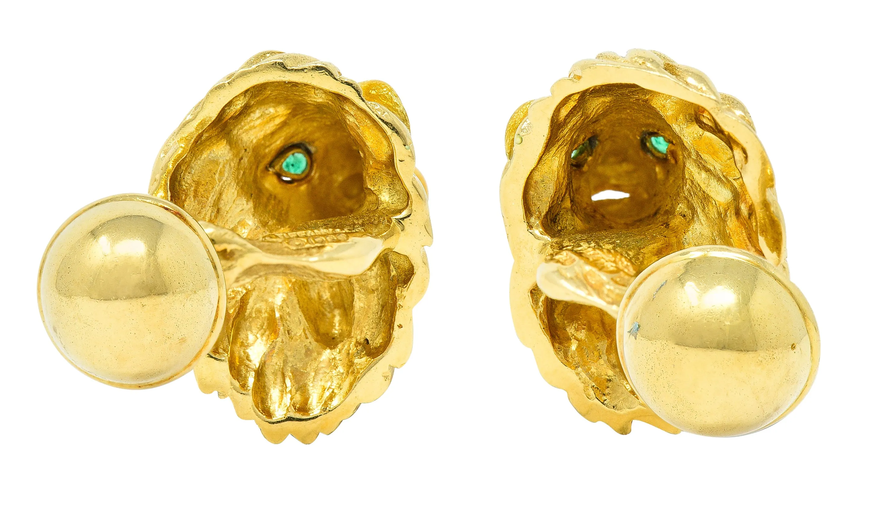 Tiffany & Co. Emerald Enamel 18 Karat Yellow Gold Lion Head Vintage Men's Cufflink Dress Set