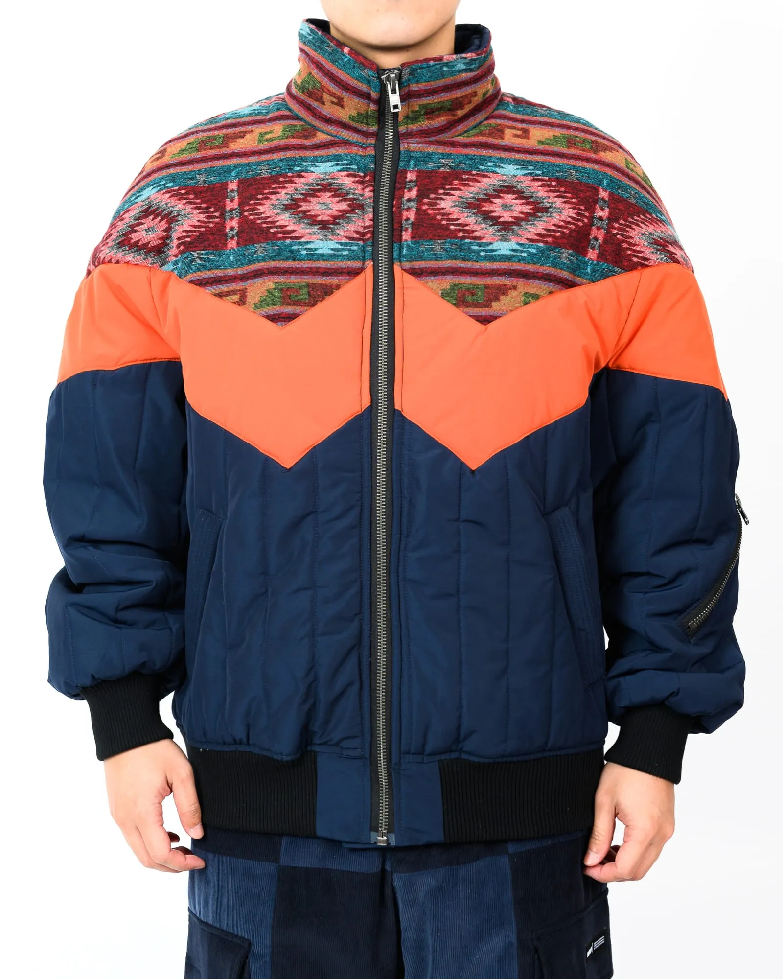 VINTAGE CARPET DOWN JACKET