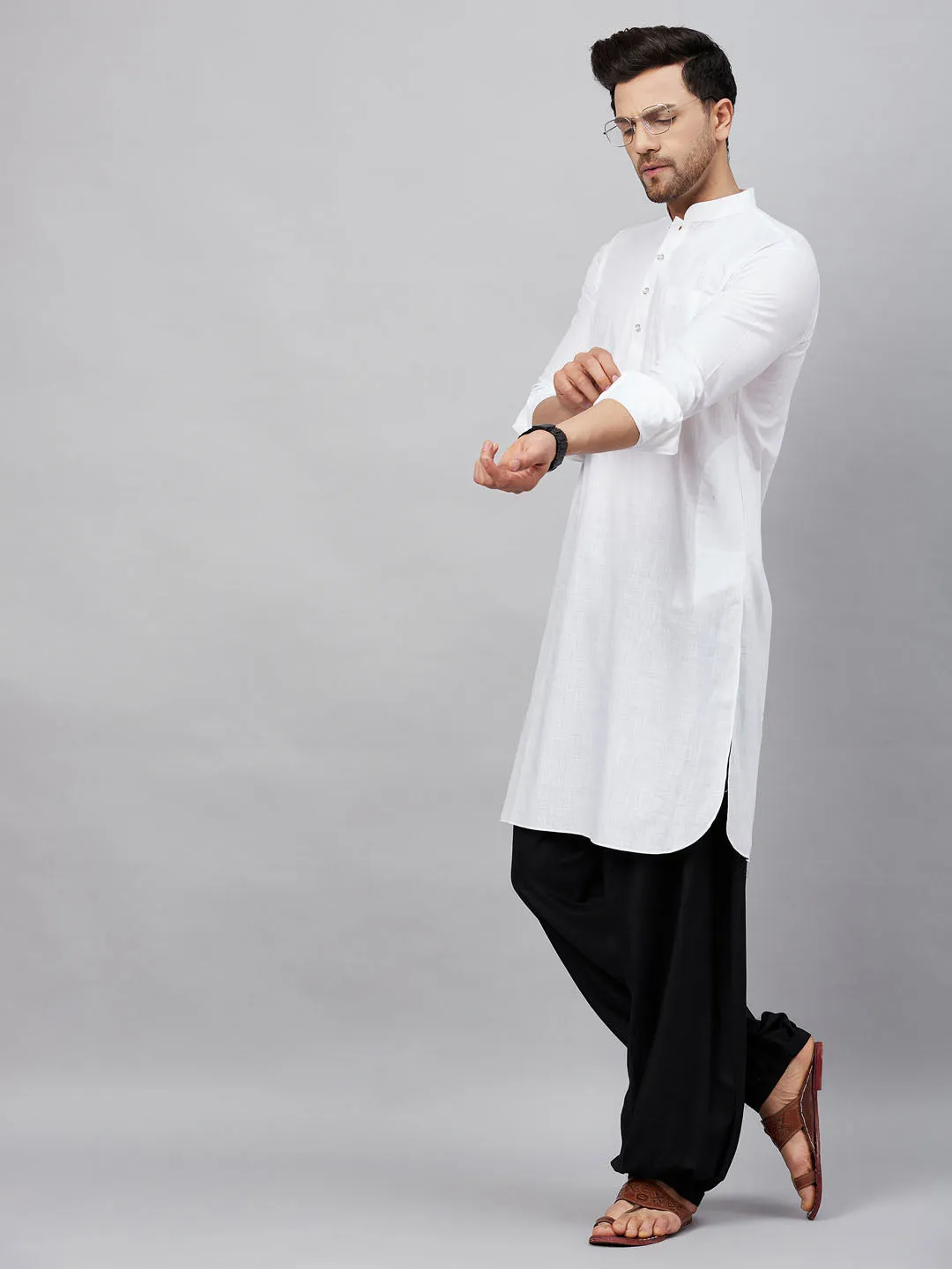 VM BY VASTRAMAY Men's White Cotton Blend Pathani Suit Set