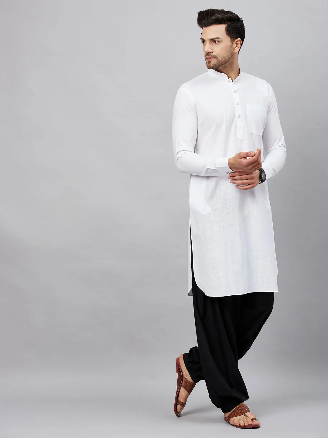 VM BY VASTRAMAY Men's White Cotton Blend Pathani Suit Set