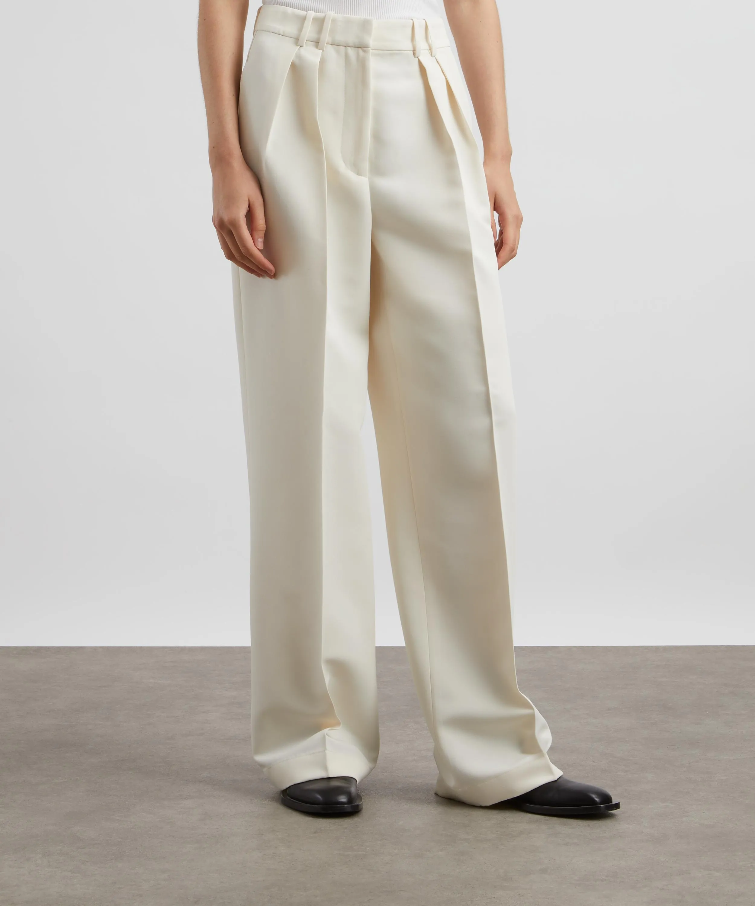 Wide Leg Double Pleated Trousers