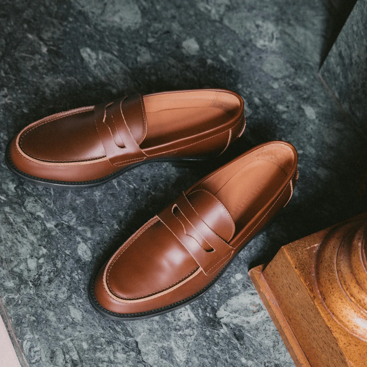 Wilde Chestnut Penny Loafer - Men's